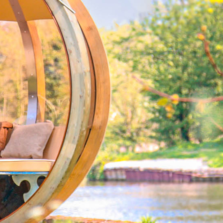 Ornate Garden’s Rotating Garden Pod