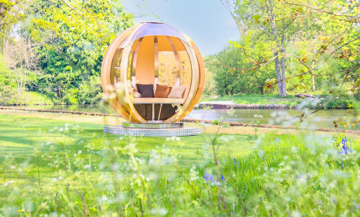 Ornate Garden Rotating Pod