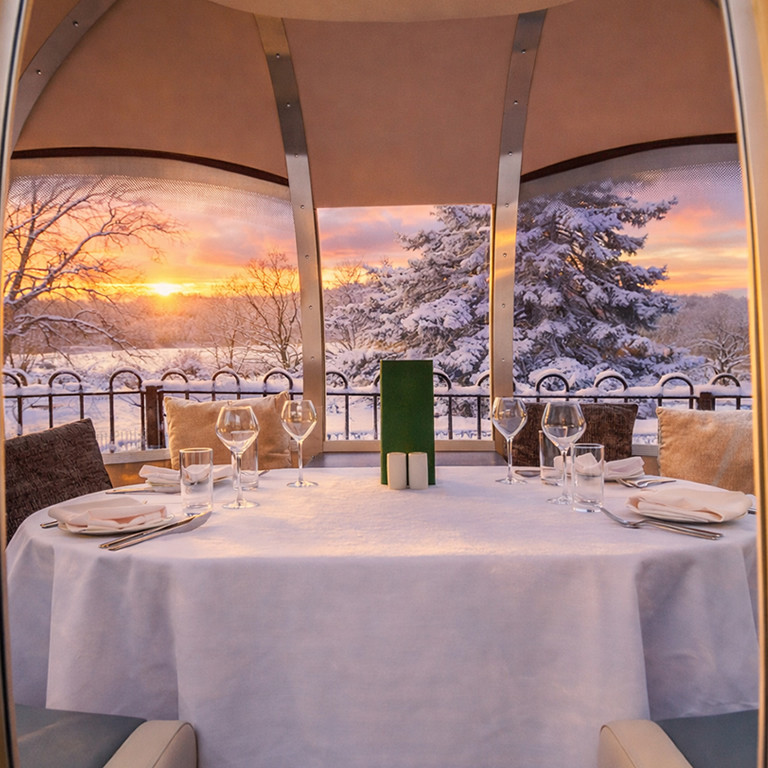 Dining for Restaurants with Ornate Garden Pods