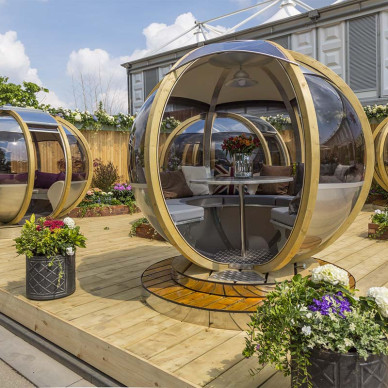 Ornate Garden Rotating Seater Garden Pod
