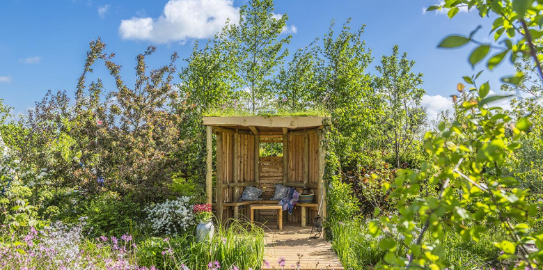 Garden Pods, Summerhouses & Luxury Garden Rooms