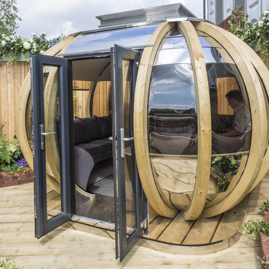 Ornate Garden Exhibiting RHS Chelsea Flower Show