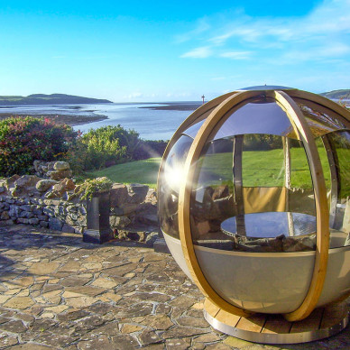 Ornate garden Rotating Seater Garden Pod