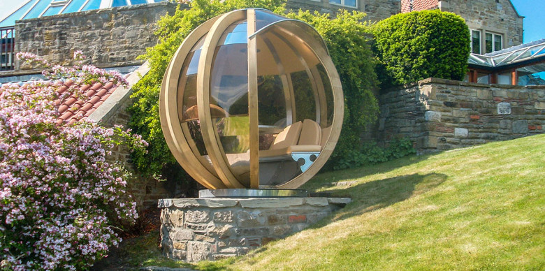 Ornate Garden Pod Rotating Lounger Garden Room