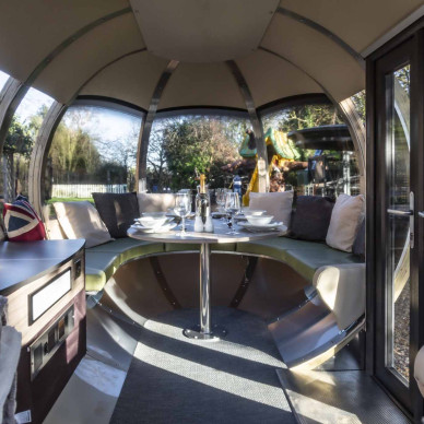 Off Set Ovalhouse Garden Pod