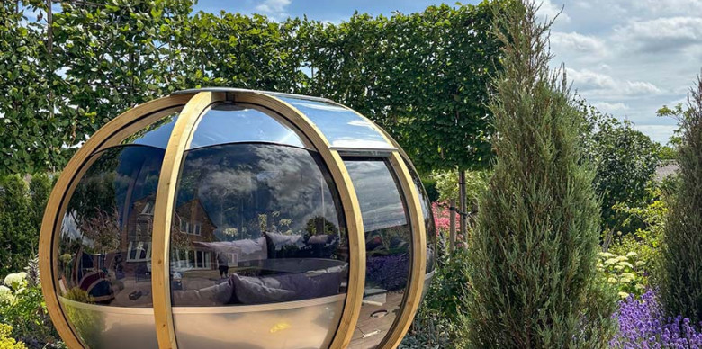 Ovalhouse Ornate Garden Pod in Aldridge
