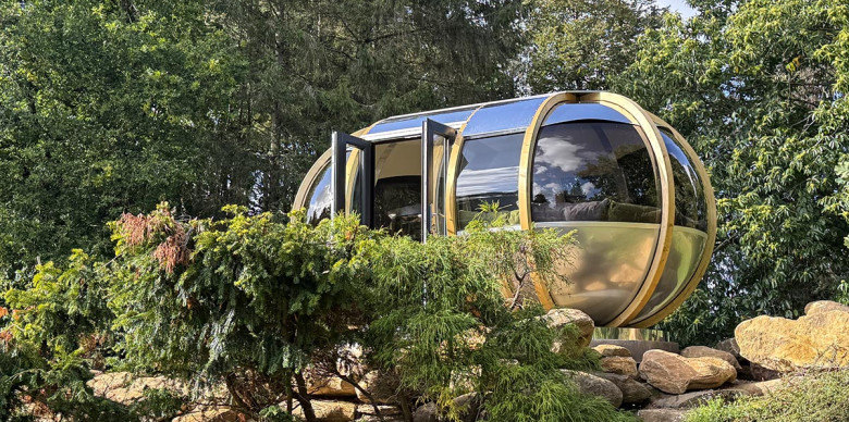360° Indoor–Outdoor Living with Ornate Garden Pods