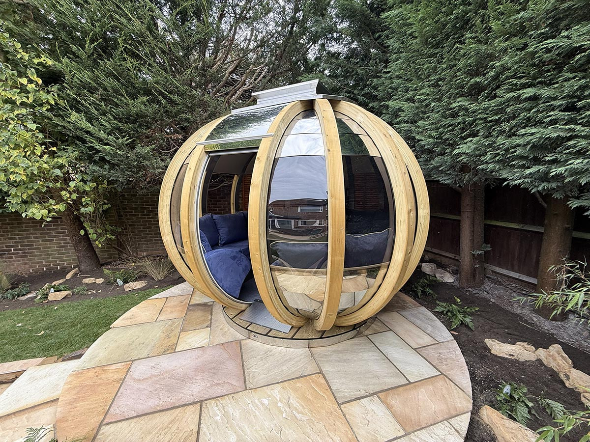 Deluxe Garden Pod Horsham Luxury Outdoor Living Retreat